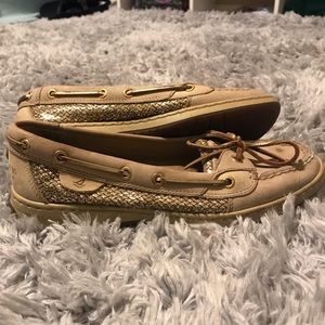 Sperry topsider